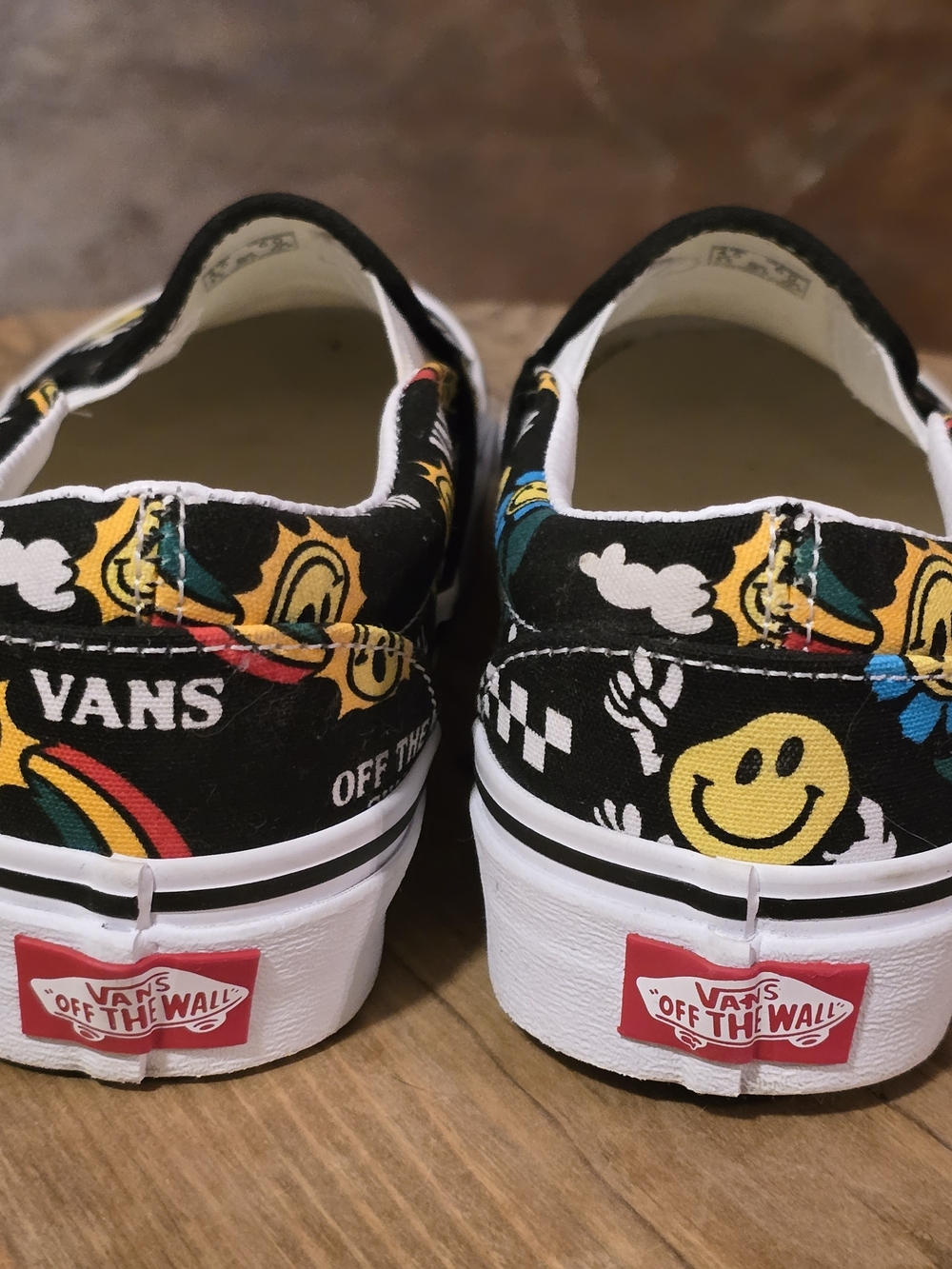 VANS Classic Slip-On Smiley Face Better Day Print Black Sneakers Women’s 6 - Picture 4 of 8